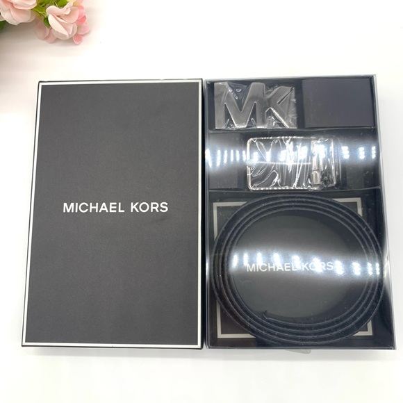 Michael Kors Reversible Leather Belt for Men with two Buckles Brown MK/ BL 7838 - Picture 2 of 6